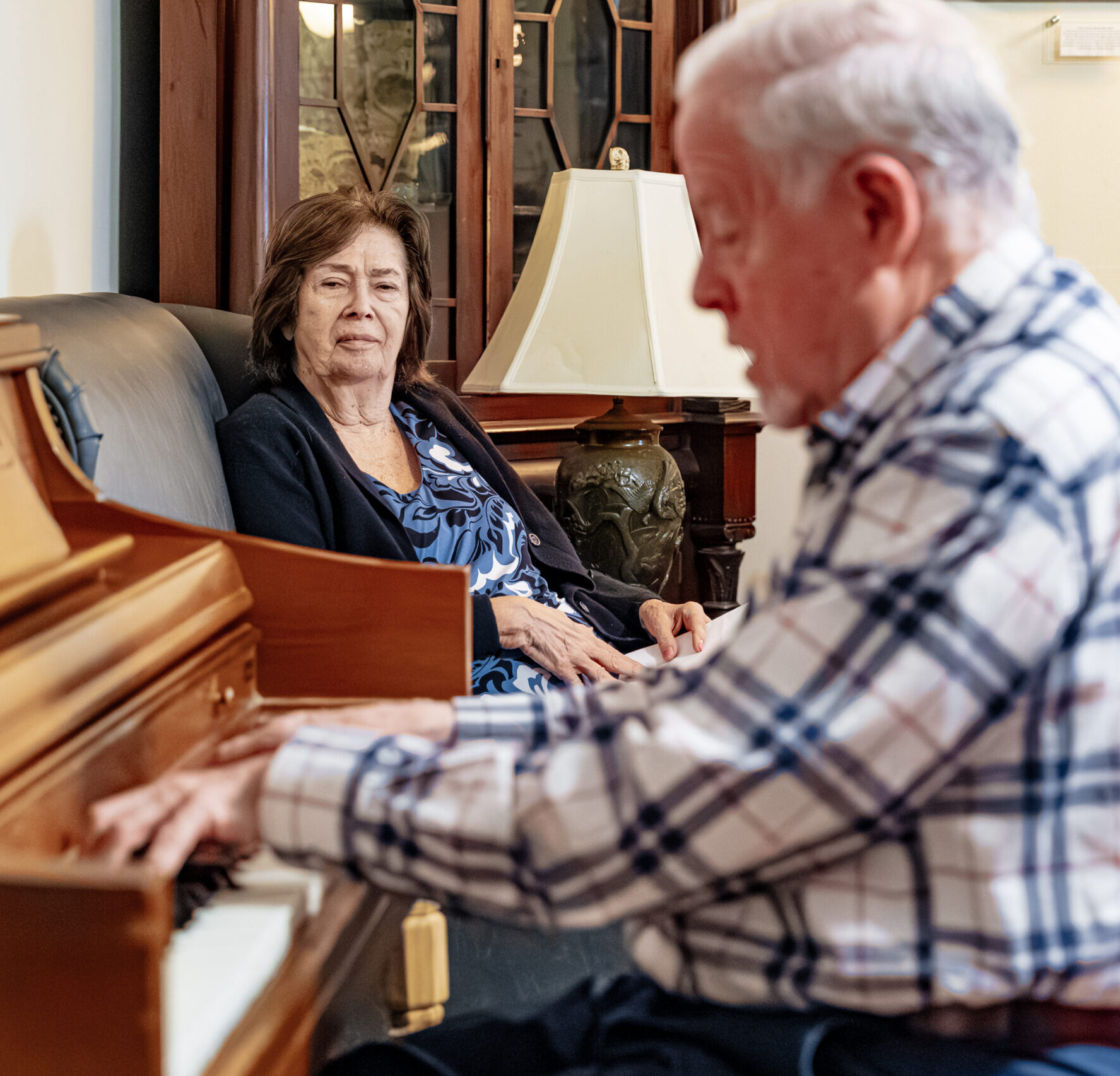 FH-resident-on-piano-cropped
